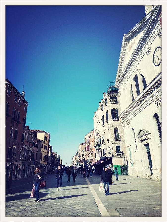 Hideaway Biennale Venedig